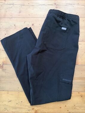 FIGS Men’s Black Scrub Pants